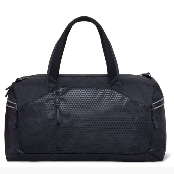 NEW Rock Rimmon Timberland Gym Bag Black. Size OS - Picture 2 of 4